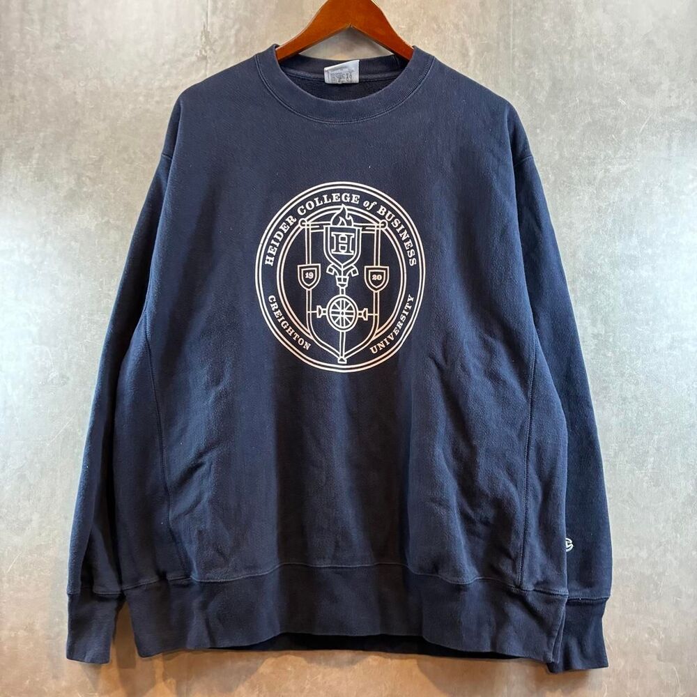 Champion Men's Navy and Black Sweatshirt
